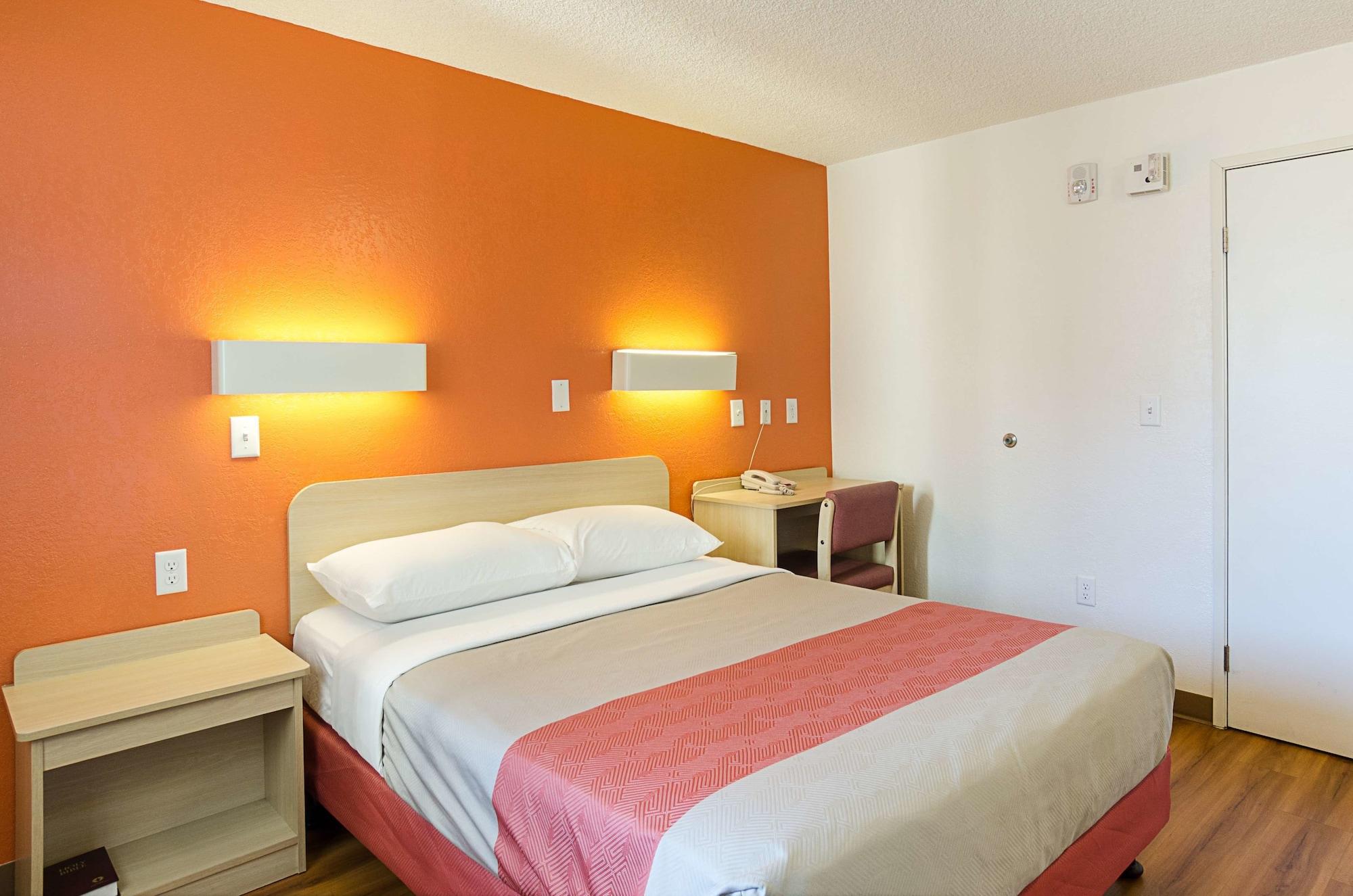 Motel 6- Denver, Co Downtown Экстерьер фото