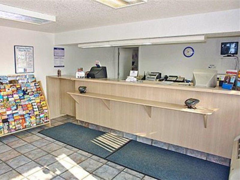 Motel 6- Denver, Co Downtown Экстерьер фото