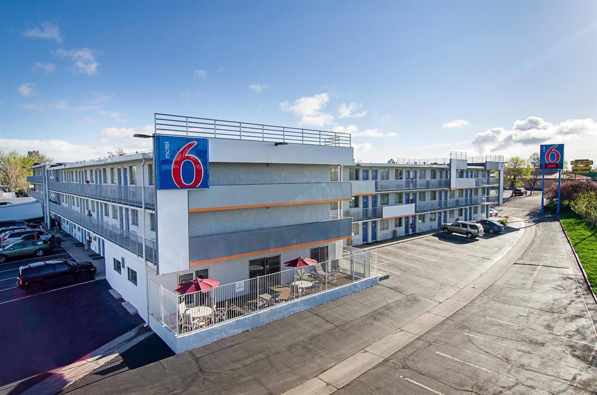 Motel 6- Denver, Co Downtown Экстерьер фото
